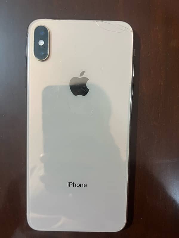 iphone xmax 64 Gb LLA PTA Approved 1