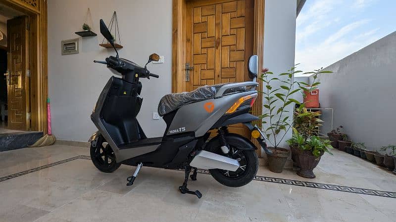 Yadea T5 Electric bike 3