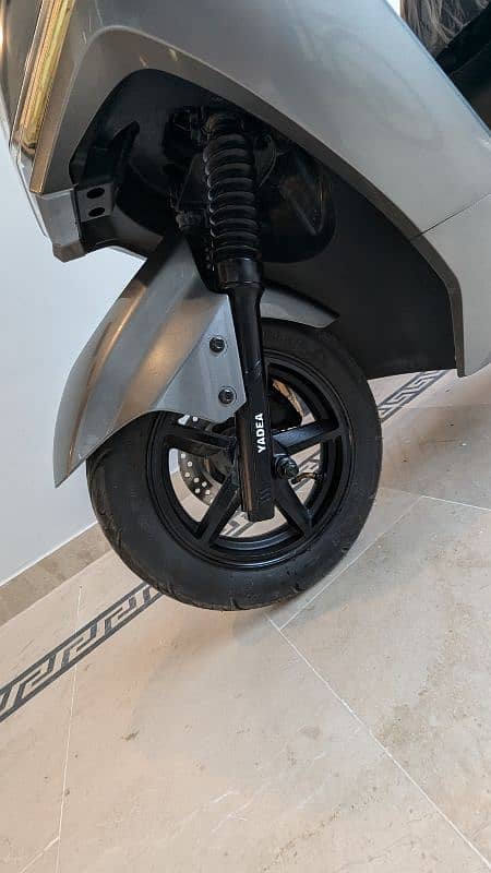 Yadea T5 Electric bike 9