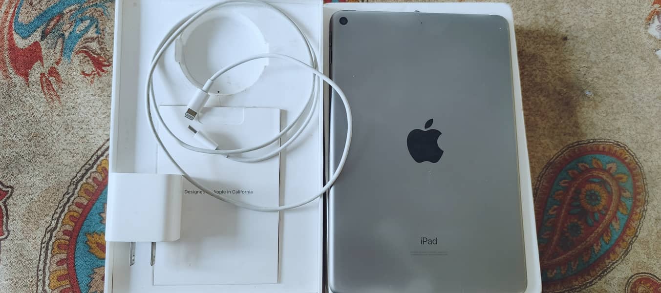 Apple Ipad Mini 5, 64gb, 1