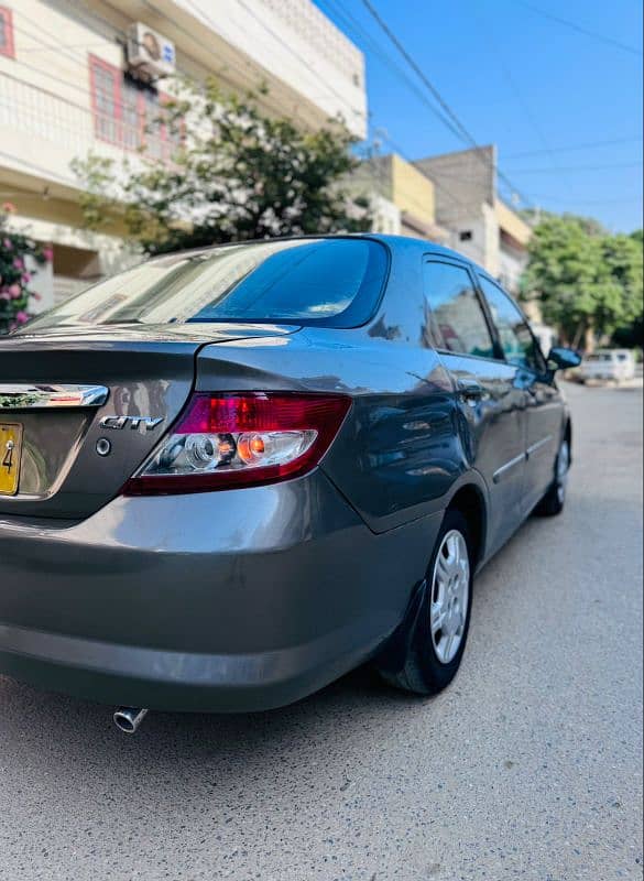 Honda City IDSI Model 2005 Mint Condition 14