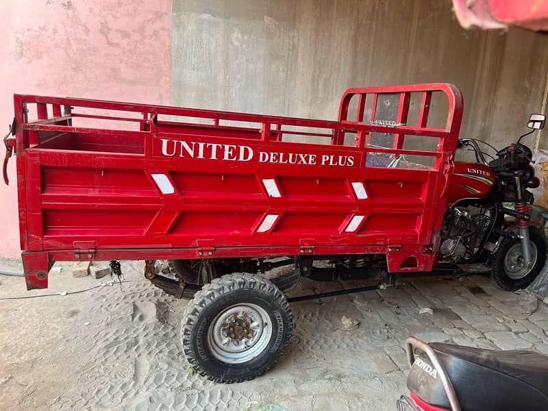 Loader Riksha ( United Deluxe Plus ) 1