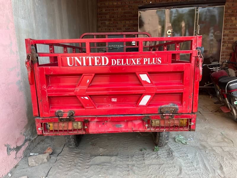 Loader Riksha ( United Deluxe Plus ) 3