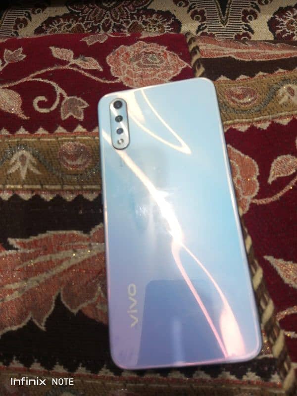 VIVO S1 7