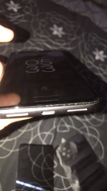 Google pixel 4xl for sell or Exhange possible with iphone 2