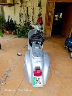 Vespa Sprint 1979 Totally Restore