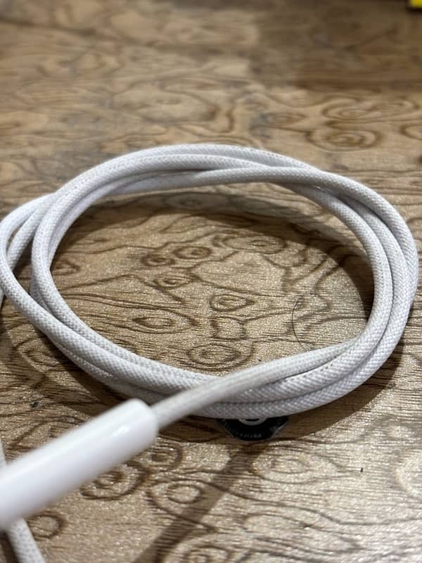 Apple Watch series 9 Genuine Charger 1