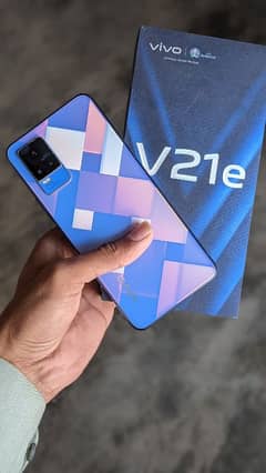 Vivo v21e with box 8+128