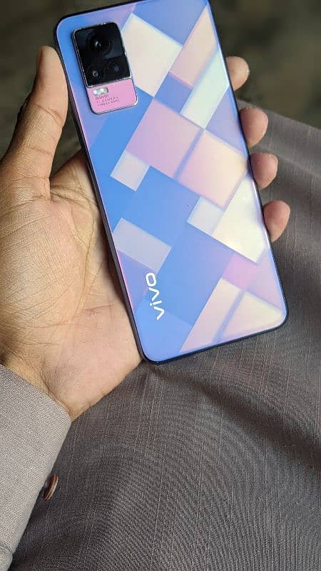 Vivo v21e with box 8+128 3