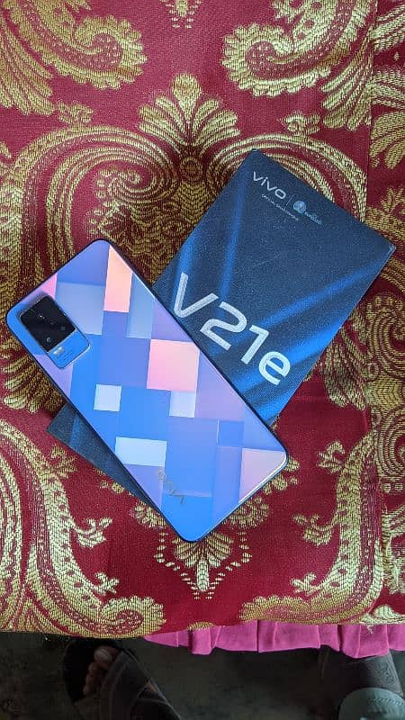 Vivo v21e with box 8+128 12