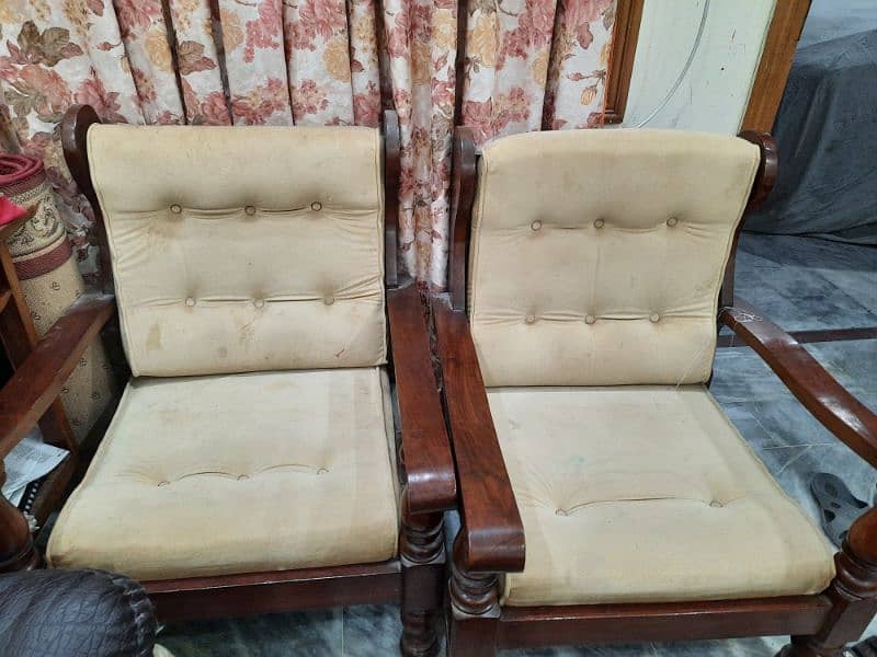 5 seater sofa set (old style) 1