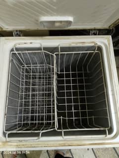 Dawlance Deep Freezer and Fridge working condition 0