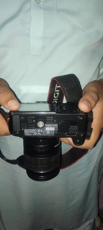 CAMERA DSLR 2