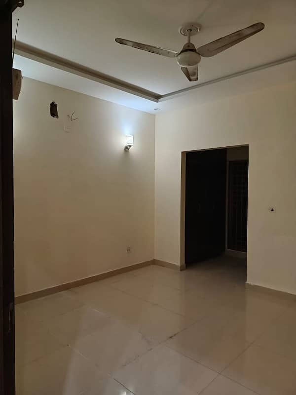 10 Marla Upper Portion 3 Bed Like Brand New Available For Rent In Overseas A Block Bahria TOwn Lahore 5