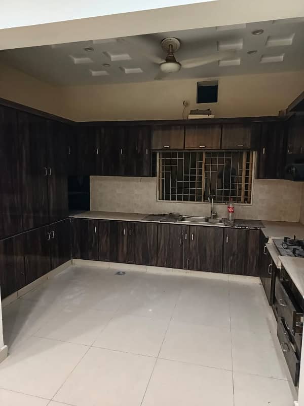 10 Marla Upper Portion 3 Bed Like Brand New Available For Rent In Overseas A Block Bahria TOwn Lahore 8