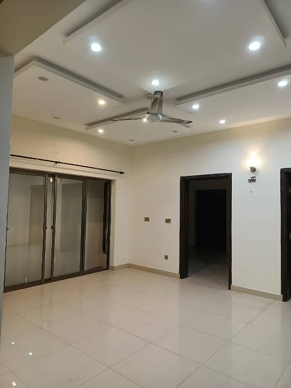 10 Marla Upper Portion 3 Bed Like Brand New Available For Rent In Overseas A Block Bahria TOwn Lahore 9