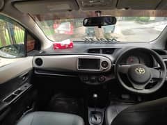 Toyota Vitz 2015