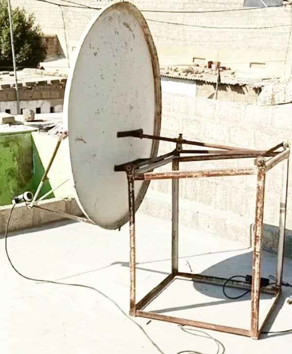 Dish Anntena 2