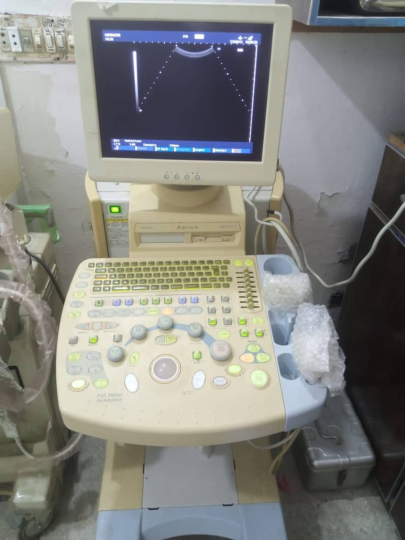 ultrasound machine / portable ultrasound machine / colour daoppler 3