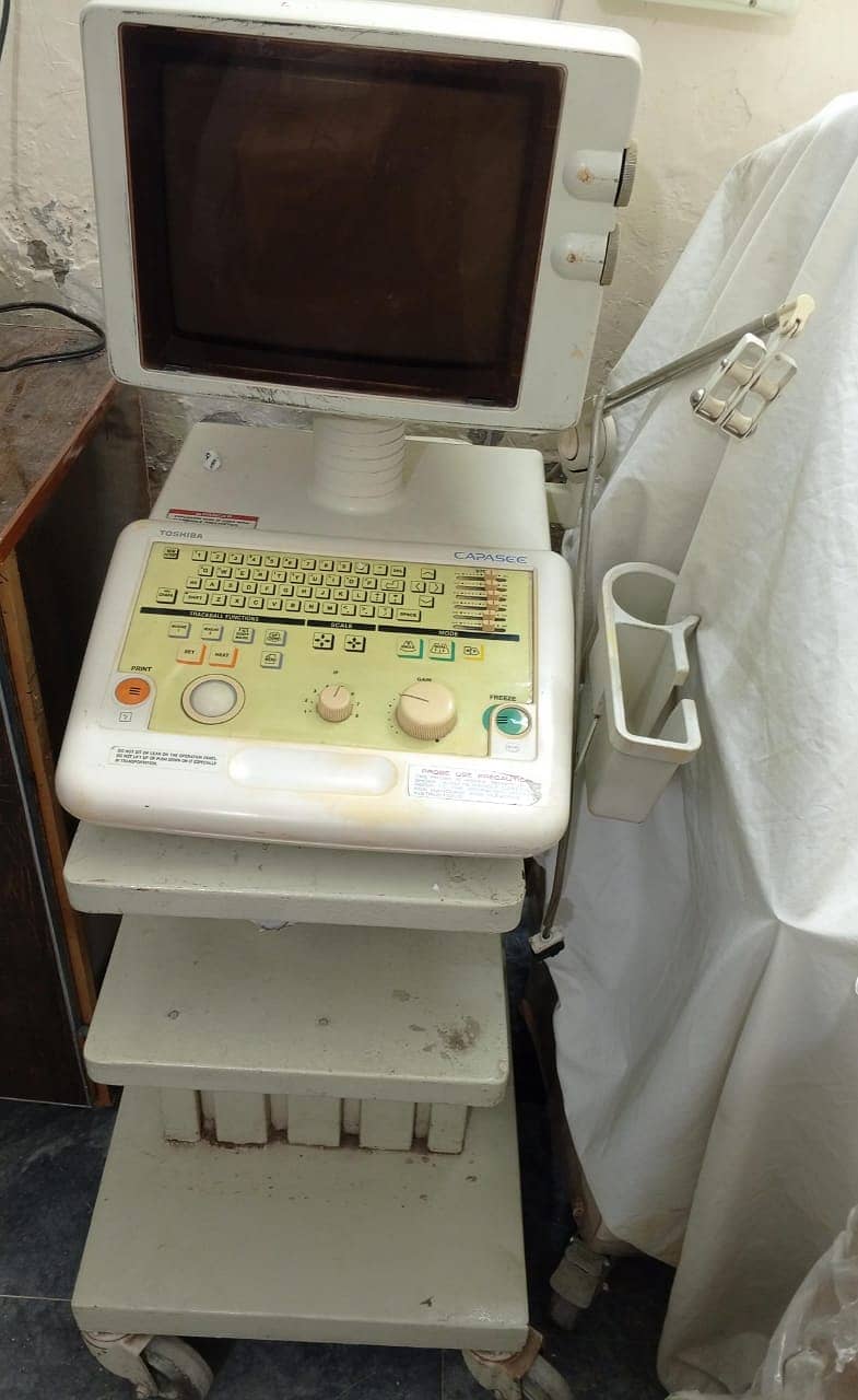 ultrasound machine / portable ultrasound machine / colour daoppler 5