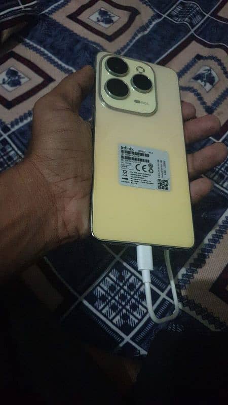 Infinix hot 40 pro 1