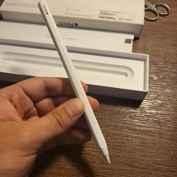 Apple pencil 2nd generation, 100% original with original box 4