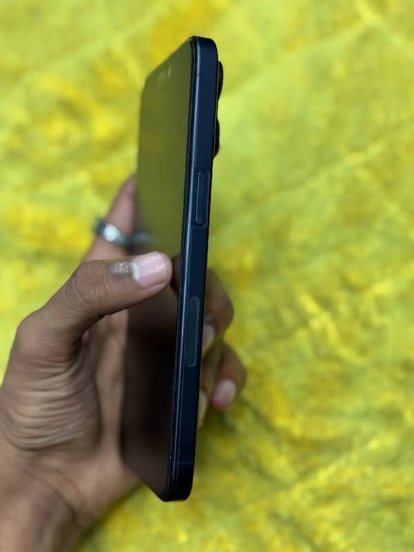 IPHONE 15 PRO MAX BLUE TITANIUM 512 GB NON PTA SIM WORKING 7