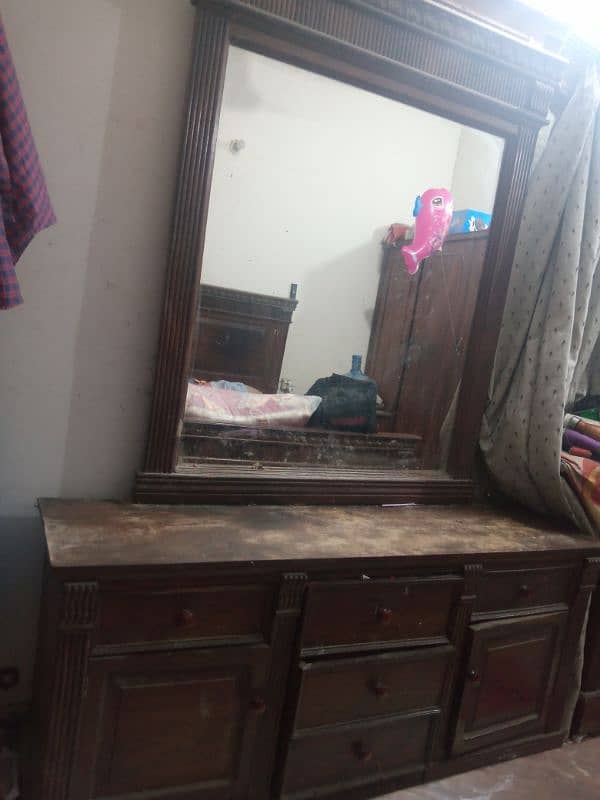 chinoti dressing table for sale 0