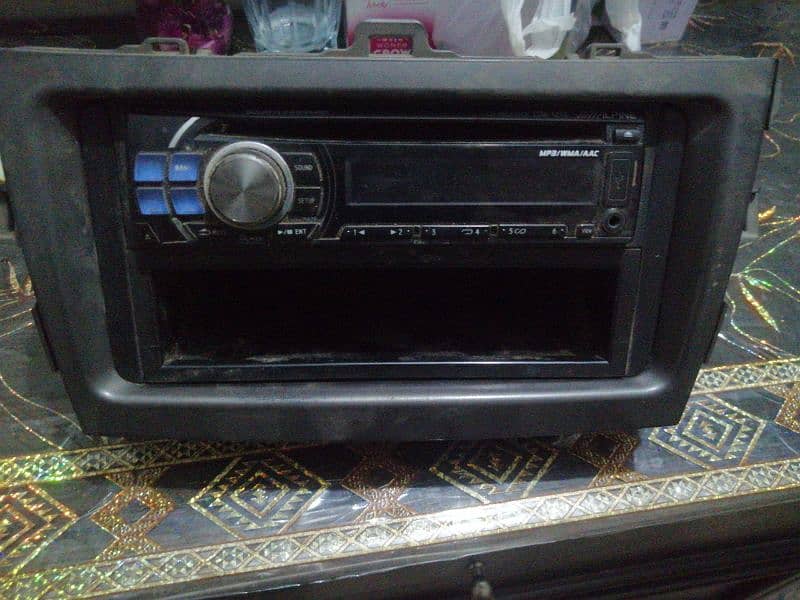 Toyota original mp3 2012 model 0