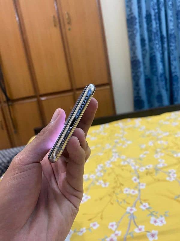 iPhone xs 256 gb pta 1