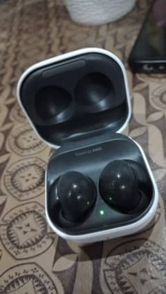 Samsung buds 2 black colour