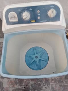 good condition Asia washing machine 0