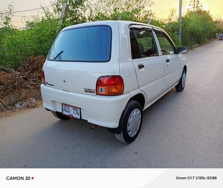 Daihatsu Cuore Automatic Model 2004 5