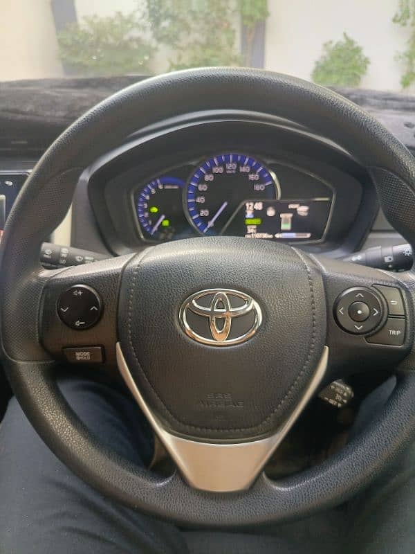 Toyota Corolla Fielder 2018 11