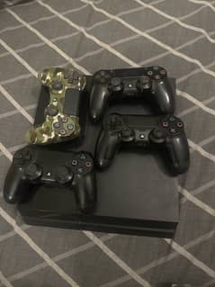 Ps4 500gb With 4 Original Controllers