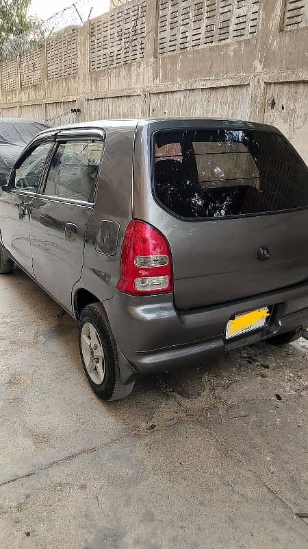 Suzuki Alto 2011 3