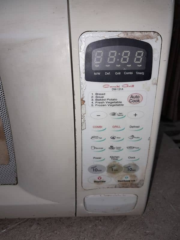 Selling Microwave 3