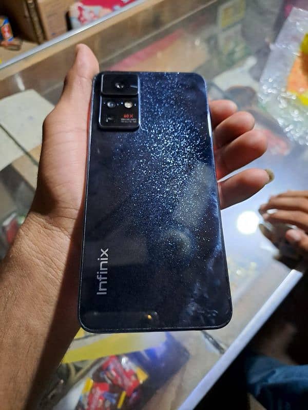 infinix zero x pro 8+3/128 daba charger sath ha all ok 3