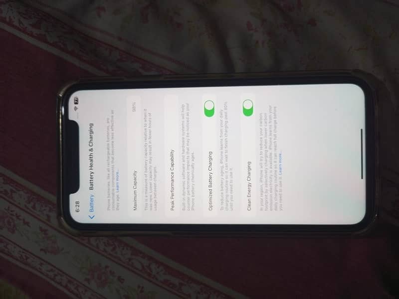 iPhone 11 64GB 98 battery health 5