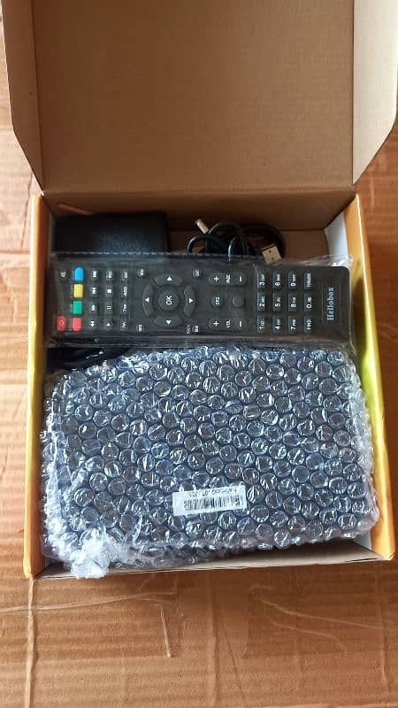 Hellobox 6 satellite receiver New boxpack 2