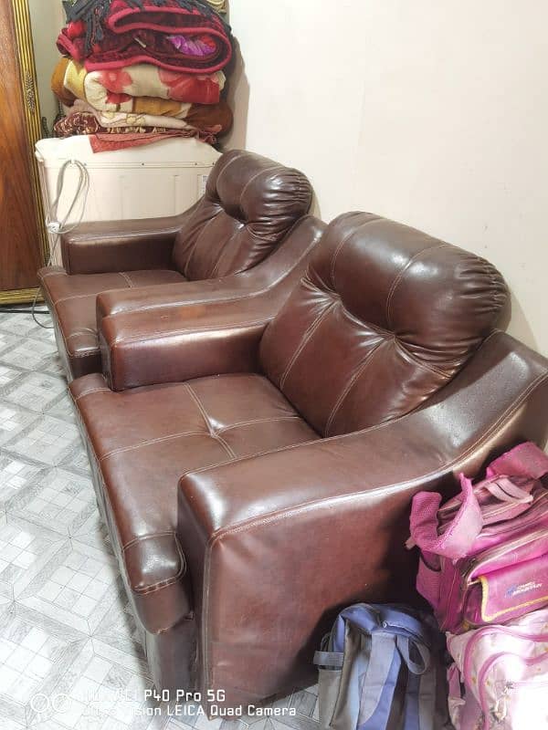 7 seater Sofa Set. 4