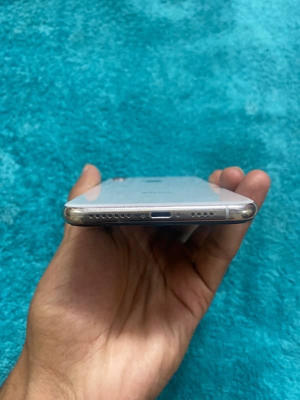 iphone xsmax 64 gb variant 10