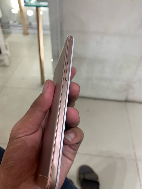 oppo F1s 1