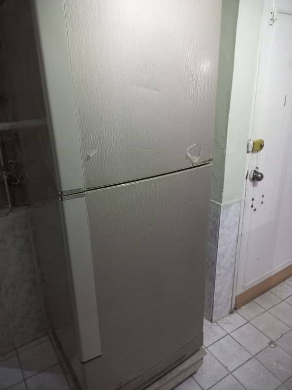 refrigerator 3