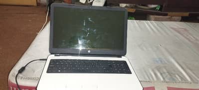 HP laptop 4GB RAM