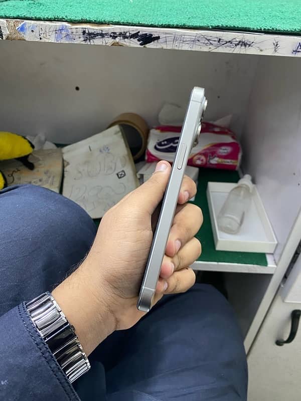 iPhone 15 pro max Fu 256 Natural Batter 100 2