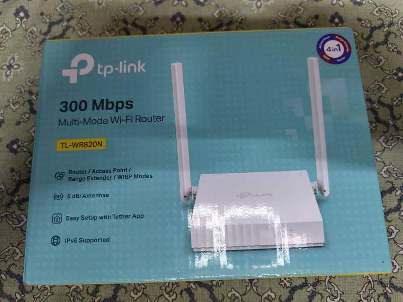 TP-Link TL-WR820N Router with Power Bank - Good Condition 0