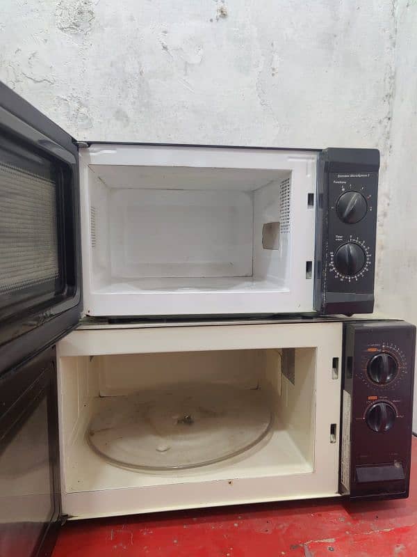 microwave oven good condition 1