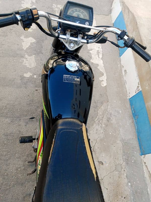 Honda 70 Black Original Condition 4