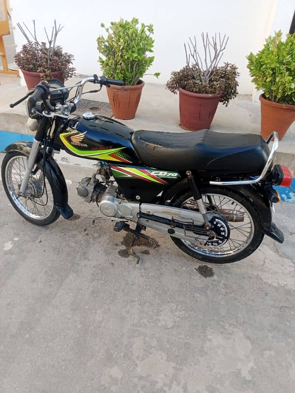 Honda 70 Black Original Condition 6